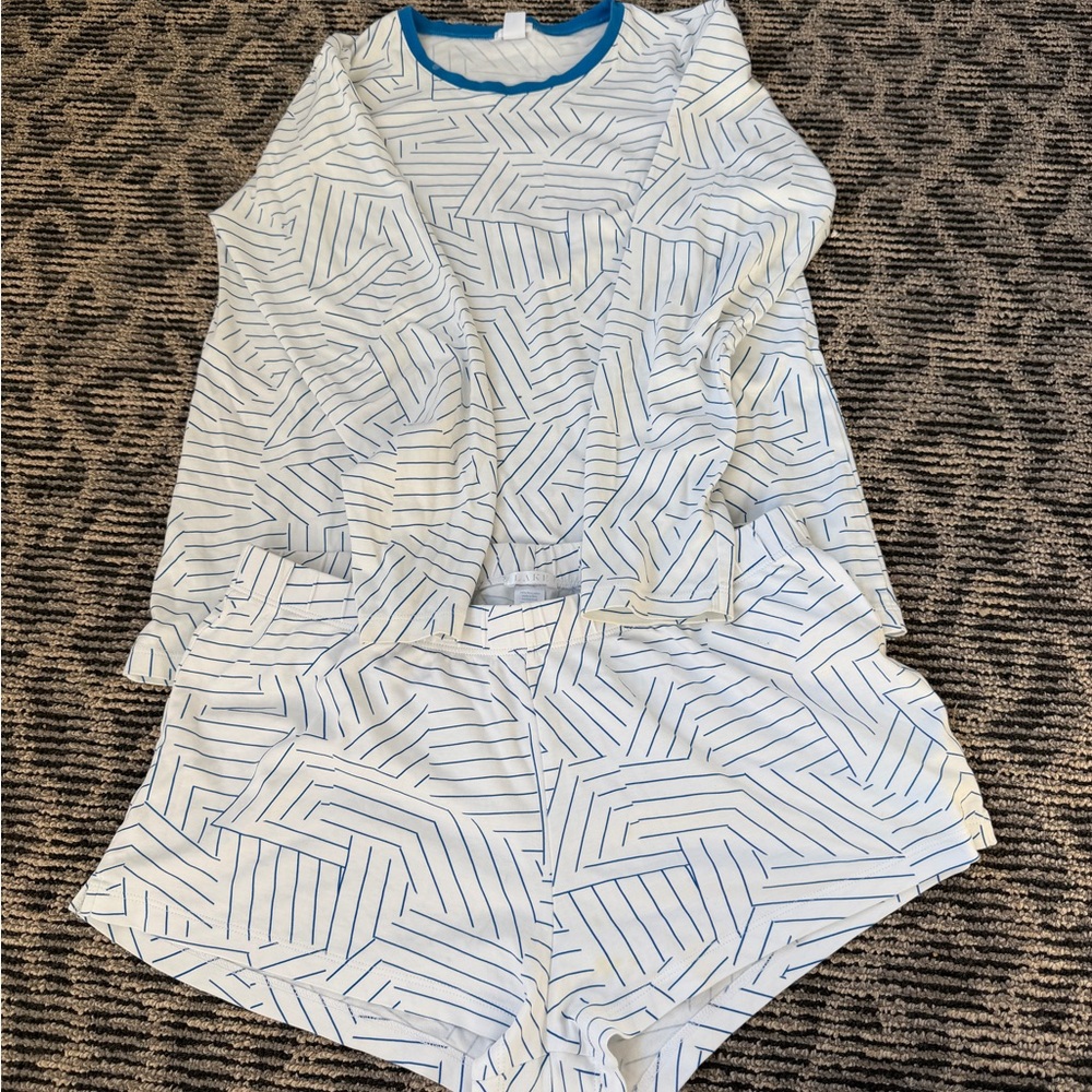 Women's Geometric White and Blue Pajama Set